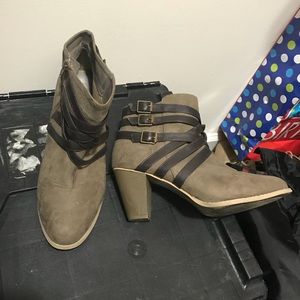 Light brown strappy boots